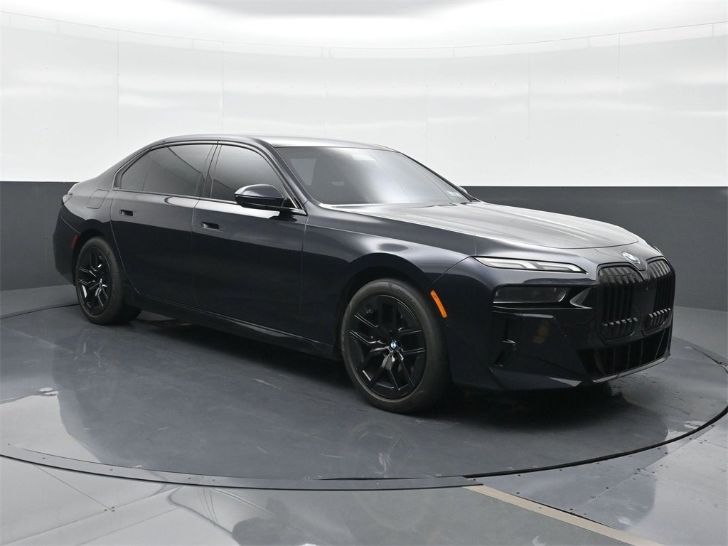 2023 BMW 7 Series 740i — photo 1