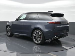 2024 Land Rover Range Rover Sport Dynamic SE — thumbnail 2