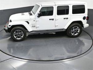 2018 Jeep Wrangler Unlimited Sahara — thumbnail 3