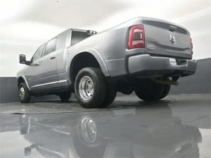 2023 Ram 3500 Laramie Longhorn — thumbnail 27