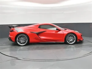 2024 Chevrolet Corvette Z06 3LZ — thumbnail 2