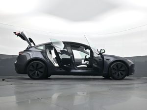 2025 Tesla Model 3 Long Range — thumbnail 35