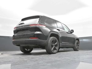 2023 Jeep Grand Cherokee Limited — thumbnail 41