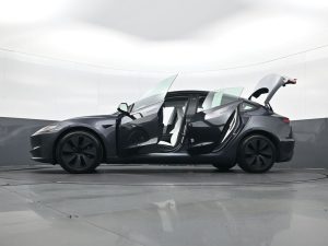 2025 Tesla Model 3 Long Range — thumbnail 36