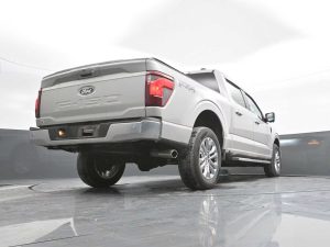 2024 Ford F-150 XLT 4WD SuperCrew 5.5 Box — thumbnail 41