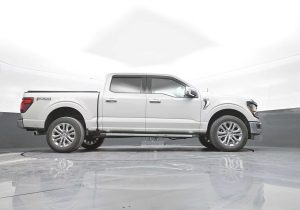 2024 Ford F-150 XLT 4WD SuperCrew 5.5 Box — thumbnail 43