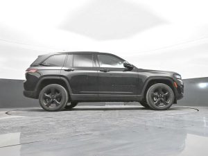 2023 Jeep Grand Cherokee Limited — thumbnail 43