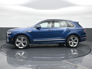 2021 Bentley Bentayga V8 — thumbnail 3