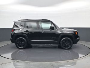 2020 Jeep Renegade Upland — thumbnail 3