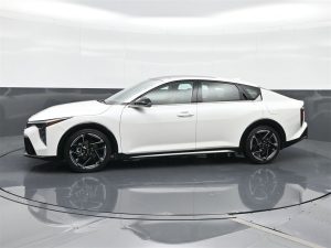 2025 Kia K4 GT-Line — thumbnail 2