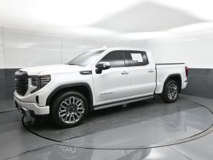 2024 GMC Sierra 1500 Denali Ultimate Crew Cab — thumbnail 3