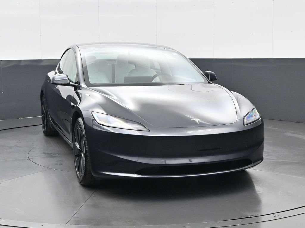 2025 Tesla Model 3 Long Range — photo 1