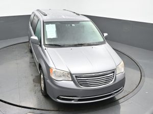 2013 Chrysler Town & Country Touring — thumbnail 38