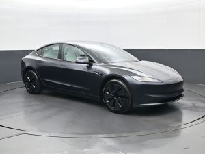 2025 Tesla Model 3 Long Range — thumbnail 2
