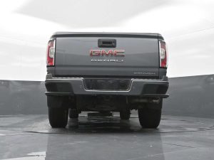 2022 GMC Canyon Denali Crew Cab — thumbnail 22