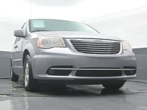 2013 Chrysler Town & Country Touring — thumbnail 43