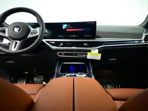2024 BMW X7 M60i — thumbnail 16