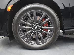 2024 Cadillac Escalade V-Series — thumbnail 7