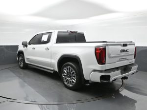 2024 GMC Sierra 1500 Denali Ultimate Crew Cab — thumbnail 4
