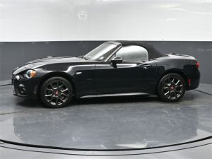 2018 Fiat 124 Spider Abarth — thumbnail 3