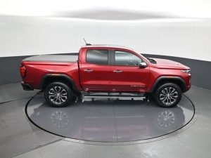 2023 GMC Canyon Denali — thumbnail 14