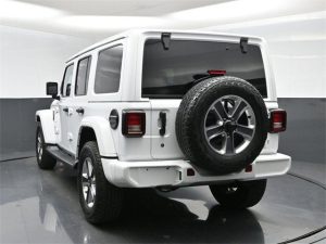 2018 Jeep Wrangler Unlimited Sahara — thumbnail 8