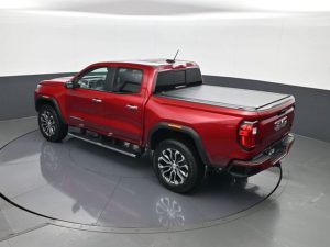 2023 GMC Canyon Denali — thumbnail 17