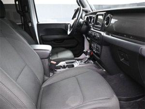 2018 Jeep Wrangler Unlimited Sahara — thumbnail 15