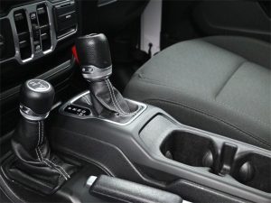 2018 Jeep Wrangler Unlimited Sahara — thumbnail 18