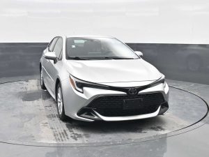 2024 Toyota Corolla Hatchback SE — thumbnail 2