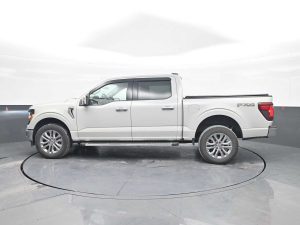 2024 Ford F-150 XLT 4WD SuperCrew 5.5 Box — thumbnail 7