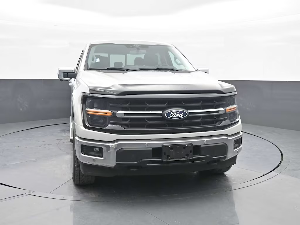 2024 Ford F-150 XLT 4WD SuperCrew 5.5 Box — photo 1