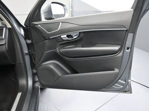 2020 Volvo XC90 — thumbnail 29