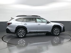 2023 Subaru Outback Limited — thumbnail 5