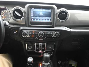 2021 Jeep Wrangler Unlimited Sahara — thumbnail 10