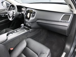 2020 Volvo XC90 — thumbnail 31