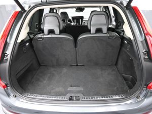 2020 Volvo XC90 — thumbnail 32