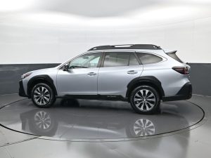2023 Subaru Outback Limited — thumbnail 8