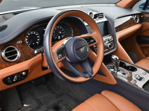 2021 Bentley Bentayga V8 — thumbnail 11