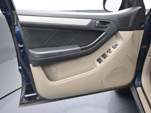 2007 Toyota 4Runner SR5 — thumbnail 16