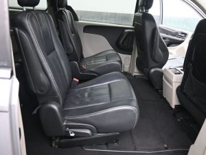 2013 Chrysler Town & Country Touring — thumbnail 14