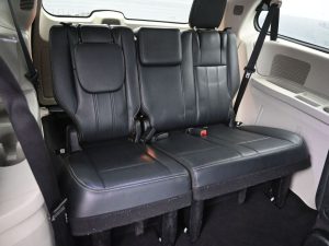 2013 Chrysler Town & Country Touring — thumbnail 15