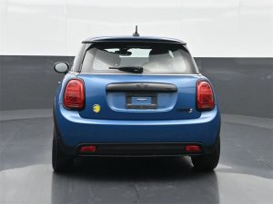 2023 MINI Cooper Base — thumbnail 6