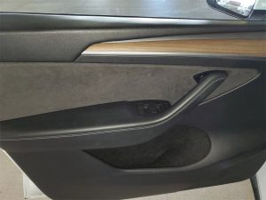 2023 Tesla Model Y Long Range — thumbnail 15