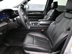 2022 Jeep Wagoneer Series III — thumbnail 8