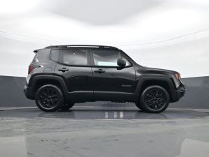 2020 Jeep Renegade Upland — thumbnail 22