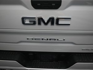 2024 GMC Sierra 1500 Denali Ultimate Crew Cab — thumbnail 9