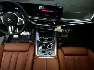 2024 BMW X7 M60i — thumbnail 11