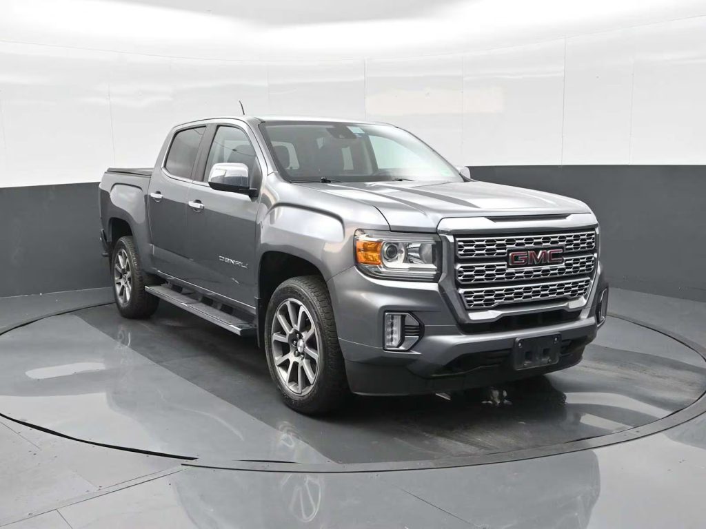 2022 GMC Canyon Denali Crew Cab — photo 1