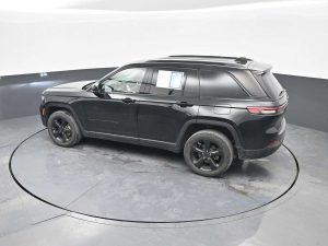 2023 Jeep Grand Cherokee Limited — thumbnail 31
